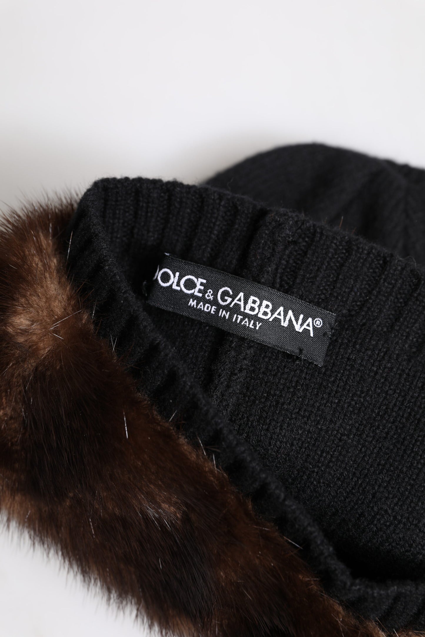 Dolce & Gabbana Black Fur Embellish Knitted Winter Beanie Hat