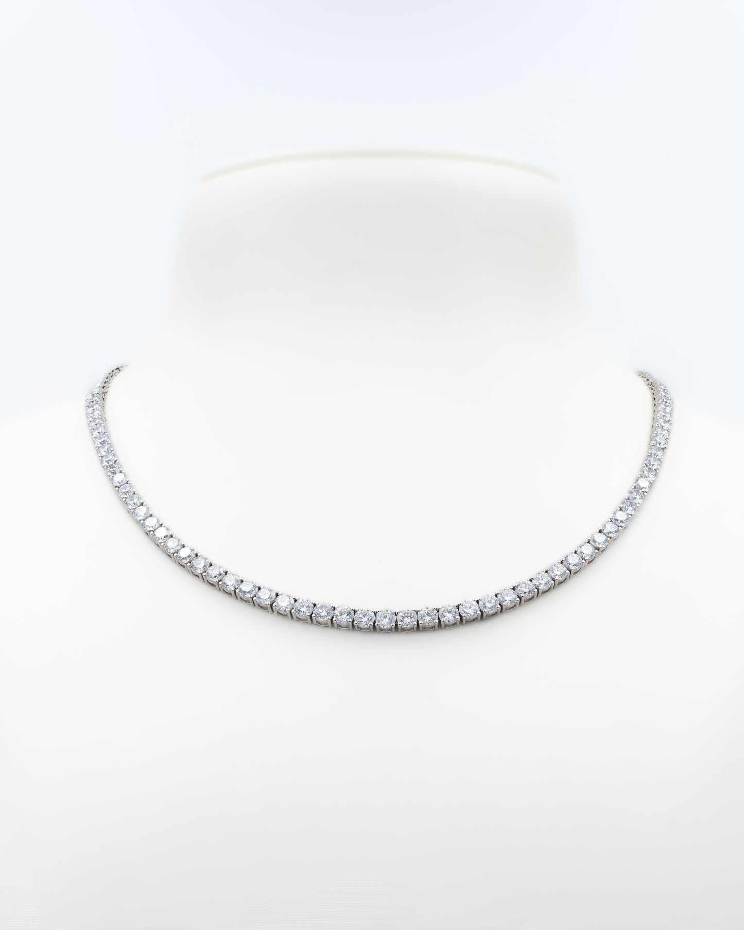 NATURAL DIAMOND CLASSIC TENNIS NECKLACE
