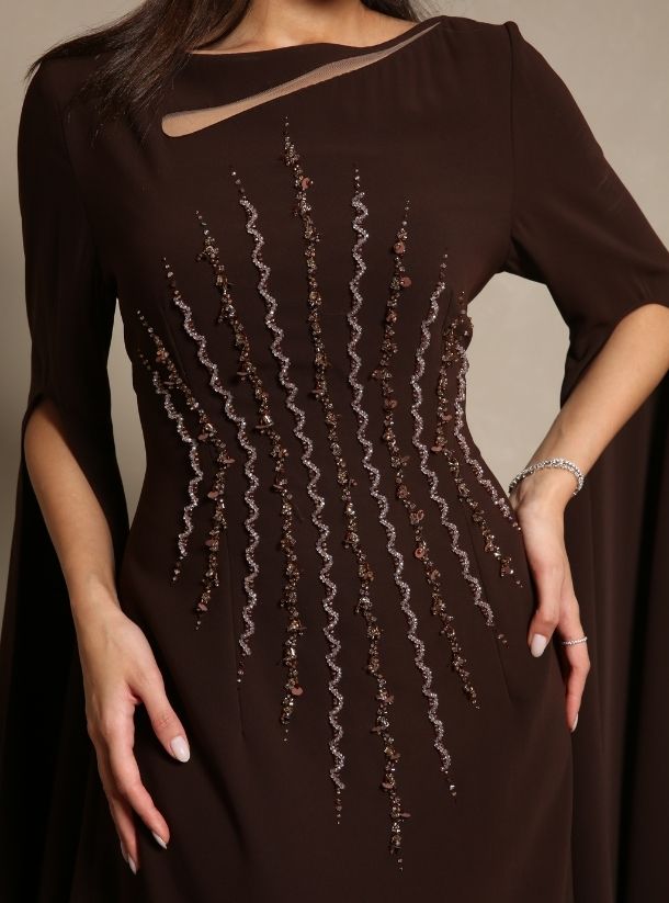 Luxurious Detailing: Corset Line Beads Work Adds Opulence to Jalabiya.