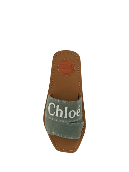 شبشب من القطن باللون الأخضر الغابة الأنيق من Chloé