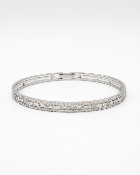 NATURAL DIAMOND SOPHISTICATED BANGLE