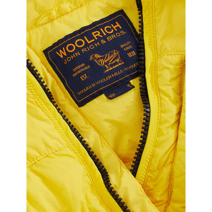 سترة Woolrich رجالي صفراء نابضة بالحياة في الهواء الطلق