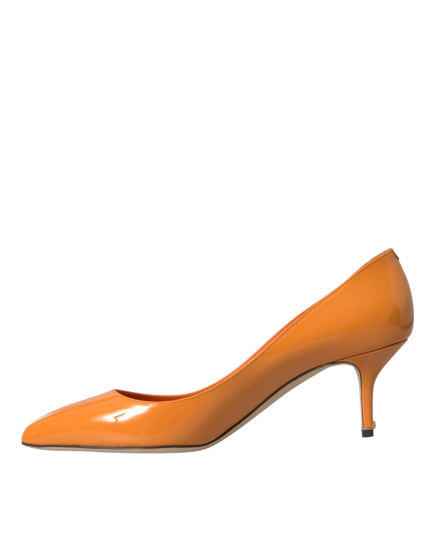 حذاء دولتشي آند غابانا ذو الكعب العالي باللون البرتقالي من الجلد اللامع