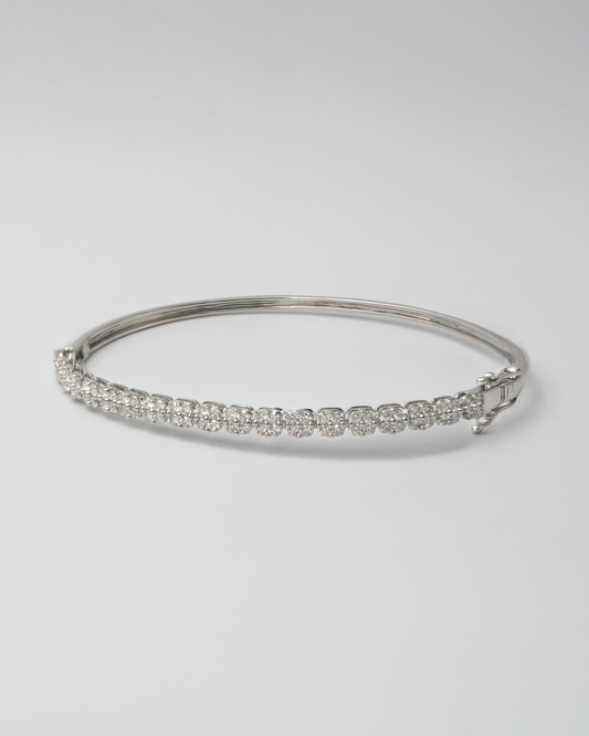 18K GOLD NATURAL DIAMOND TIMELESS BANGLE