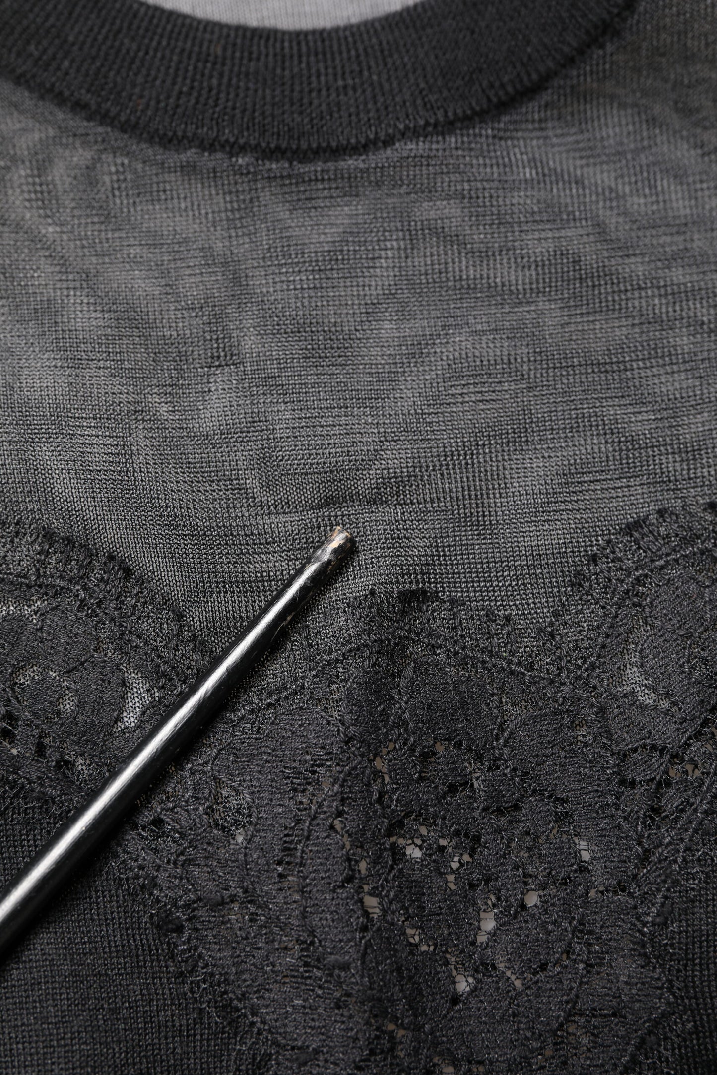 Dolce & Gabbana Black Lace Sheer Crew Neck Sleeveless Top