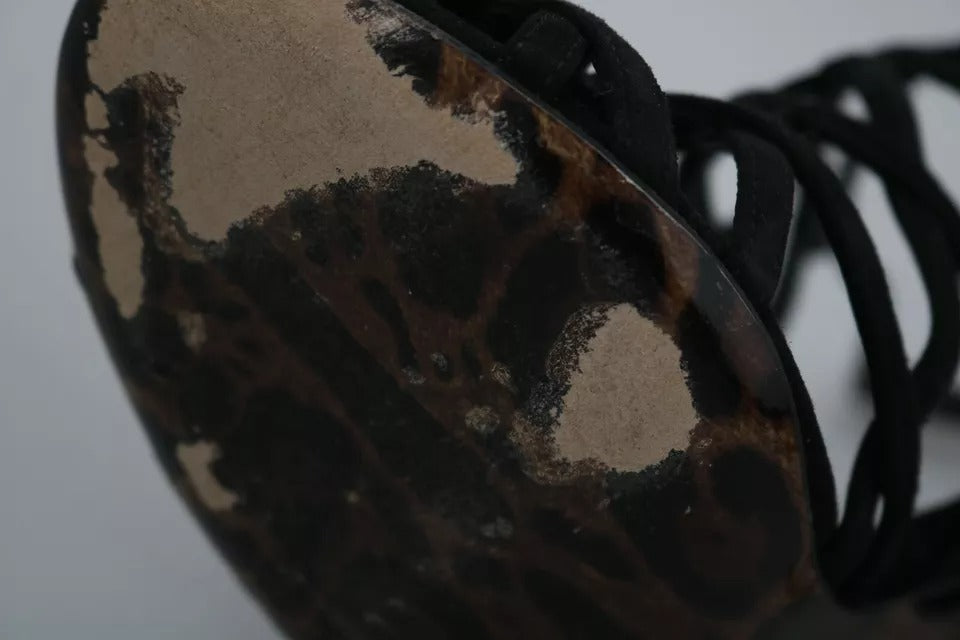 حذاء دولتشي آند غابانا بحزام الكاحل من جلد الغزال الأسود