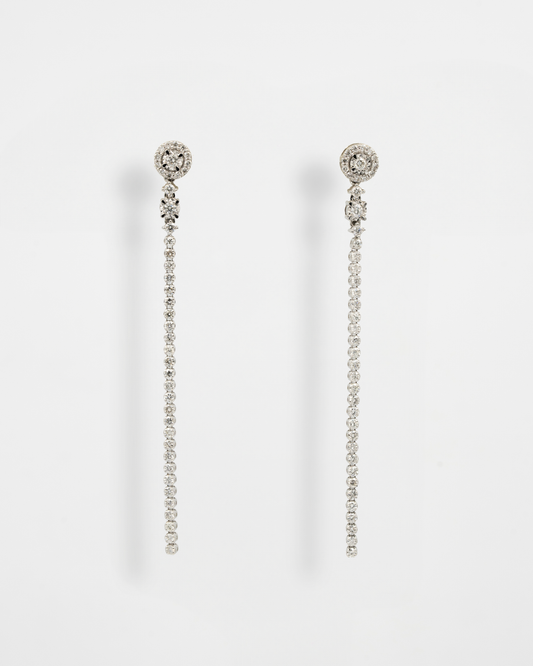 NATURAL DIAMOND DANGLE EARINGS