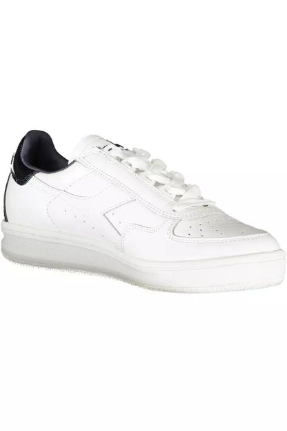 حذاء ديادورا الرياضي الأنيق باللون الأبيض مع تفاصيل متباينة