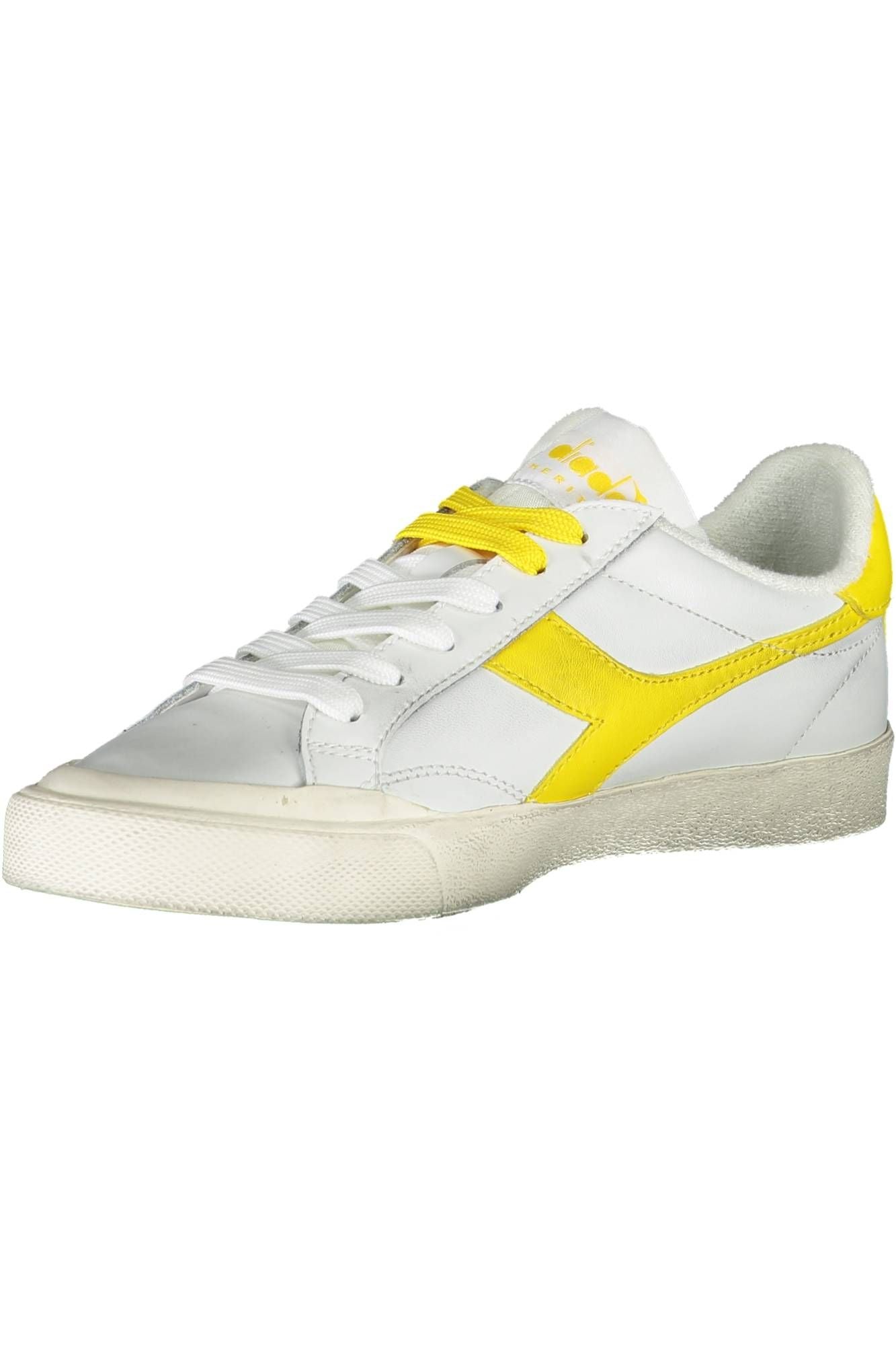 حذاء ديادورا الرياضي الأنيق باللون الأبيض