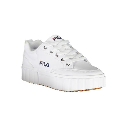 حذاء رياضي Fila Chic باللون الأبيض مع تفاصيل مطرزة