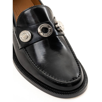 حذاء بربري الجلدي المسطح الأنيق باللون الأسود الخالد