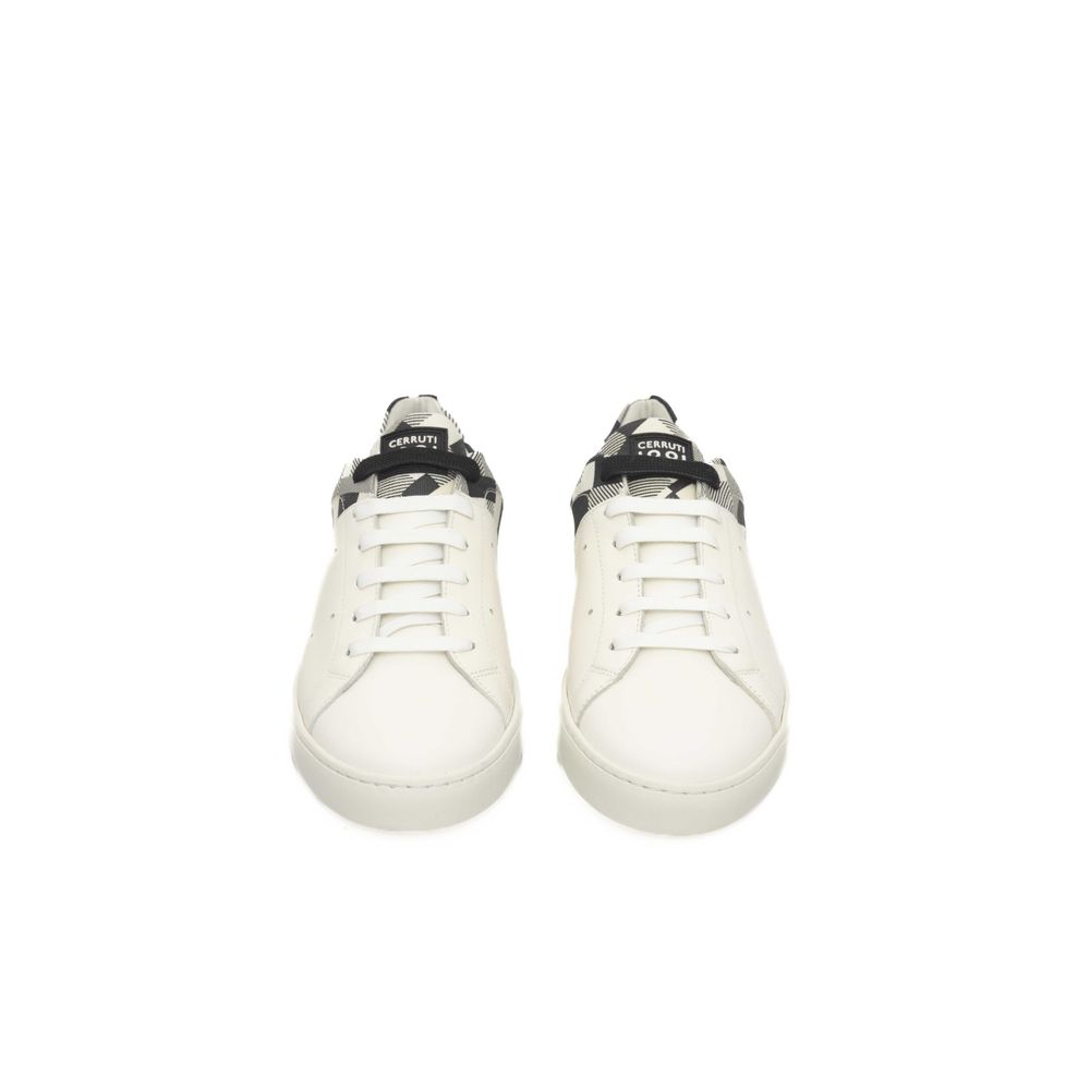 حذاء رياضي شيروتي 1881 من مادة PVC باللون الأبيض
