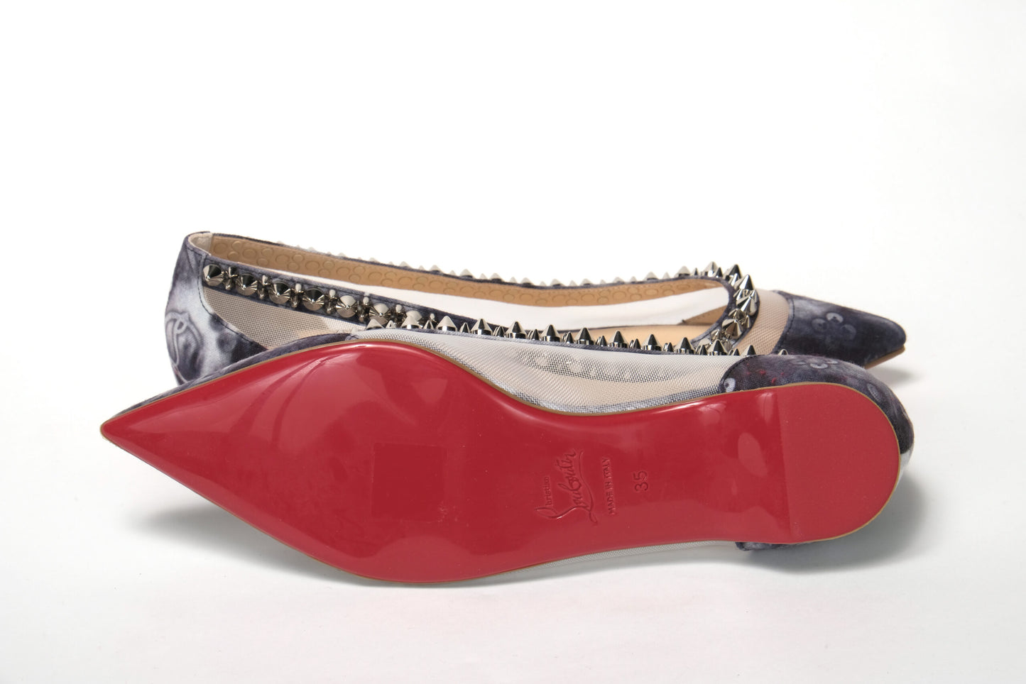 حذاء كريستيان لوبوتان متعدد الألوان بطبعة فضية ومقدمة مسطحة
