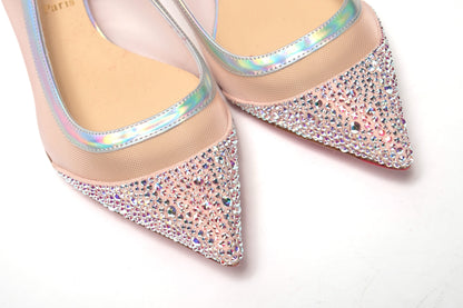 حذاء كريستيان لوبوتان باللون الفضي الوردي ومقدمة مسطحة من الكريستال