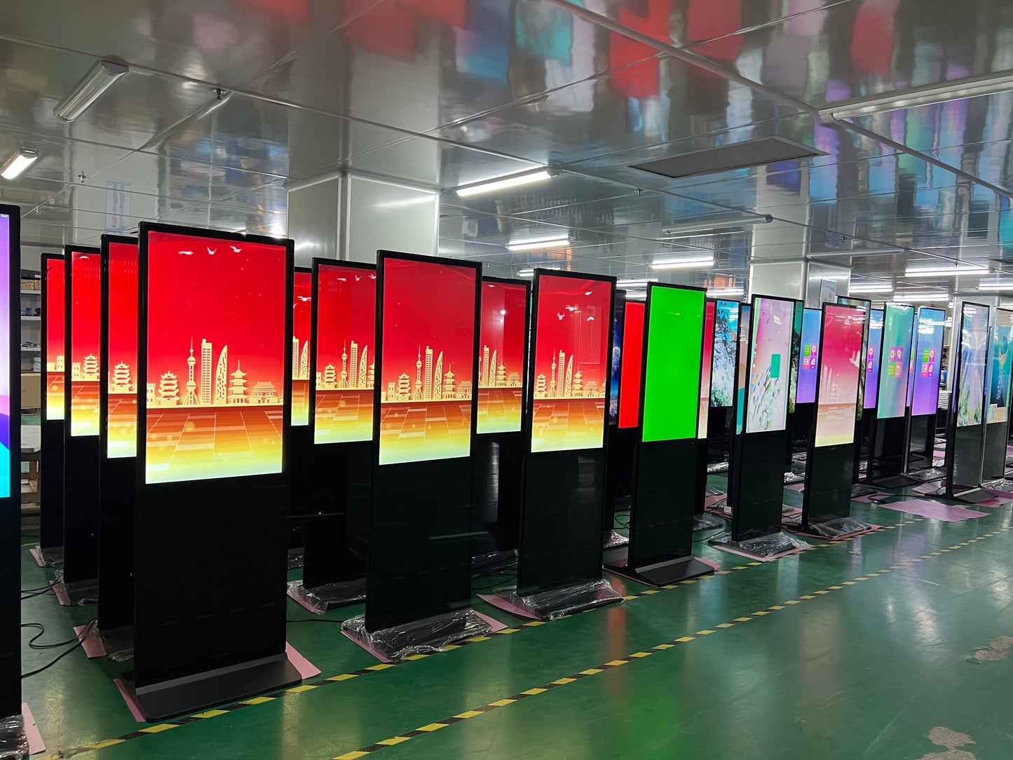 43 inch LCD Digital Signage and displays